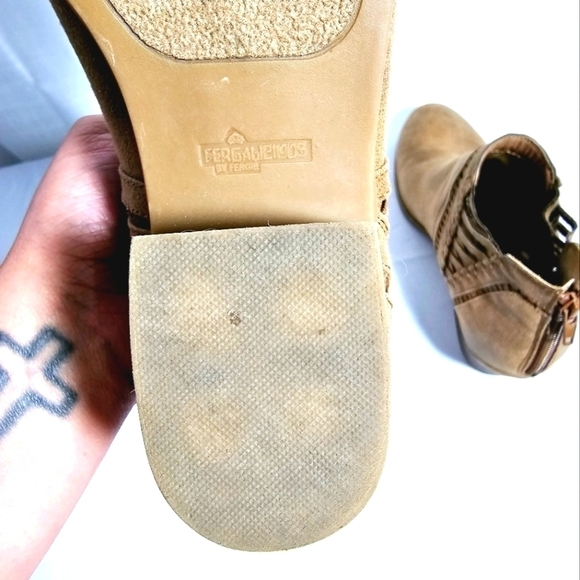 Fergalicious by Fergie |Sand Bizzy Boot  Women - Picture 6 of 7